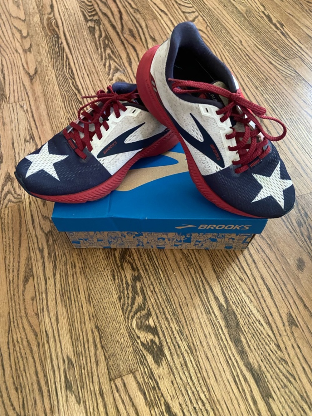 Brooks Kids Navy, Red & White Star Sneakers